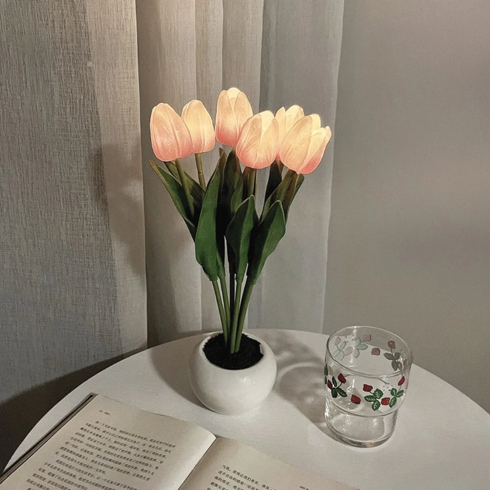 Decoratieve Lamp Tulp – Warme En Verfijnde Sfeer