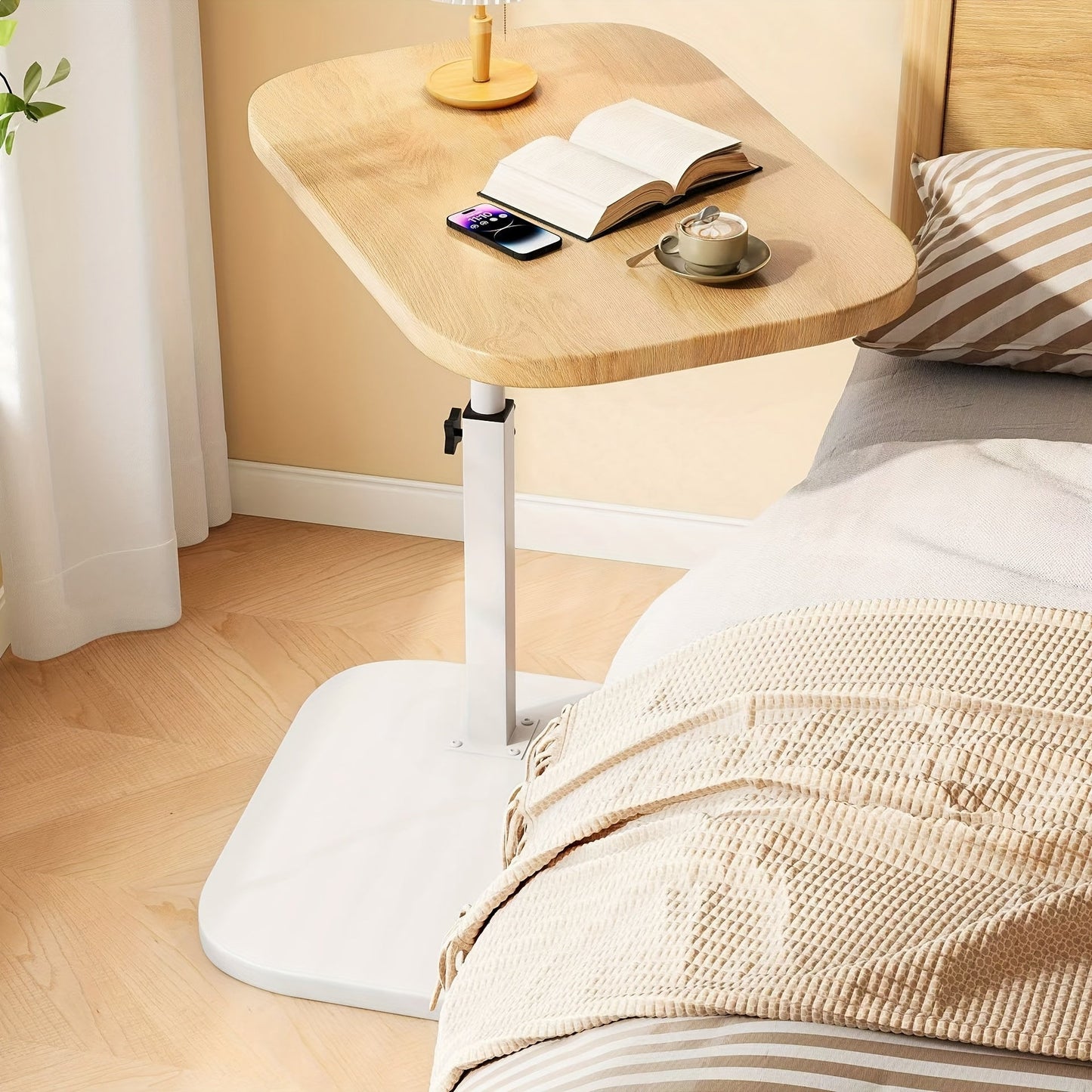 Table D’Appoint Ajustable – Pratique Et Polyvalente