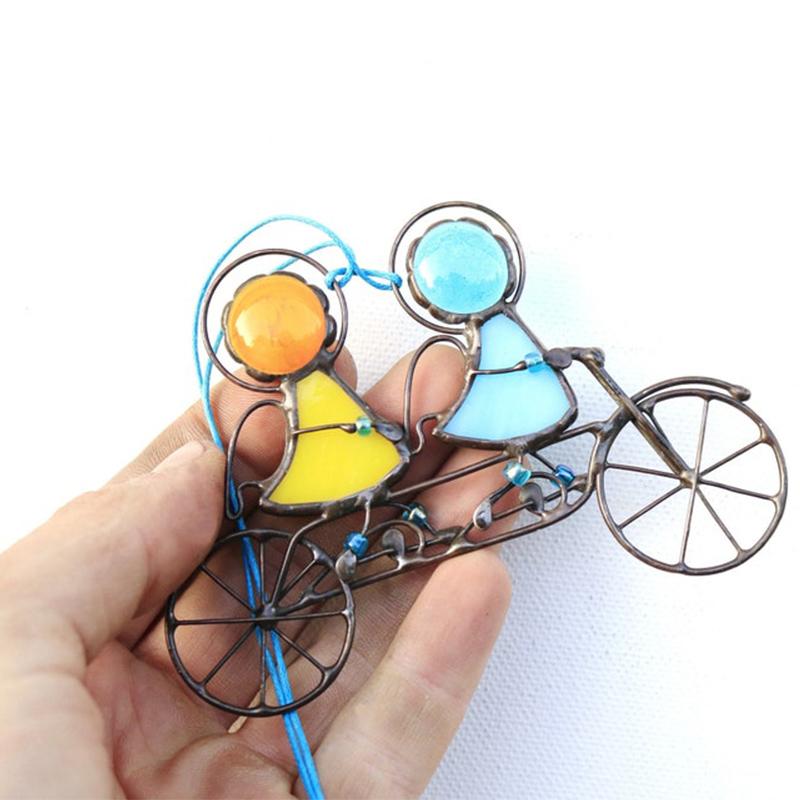 Riippuva Koristelu – Heijastavat Kirkkaat Ja Tyylikkäät