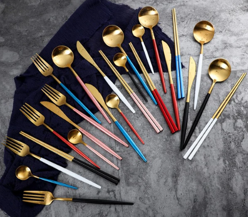 Ensemble Couverts 24 Pièces – Finition Chic Pour Table Raffinée