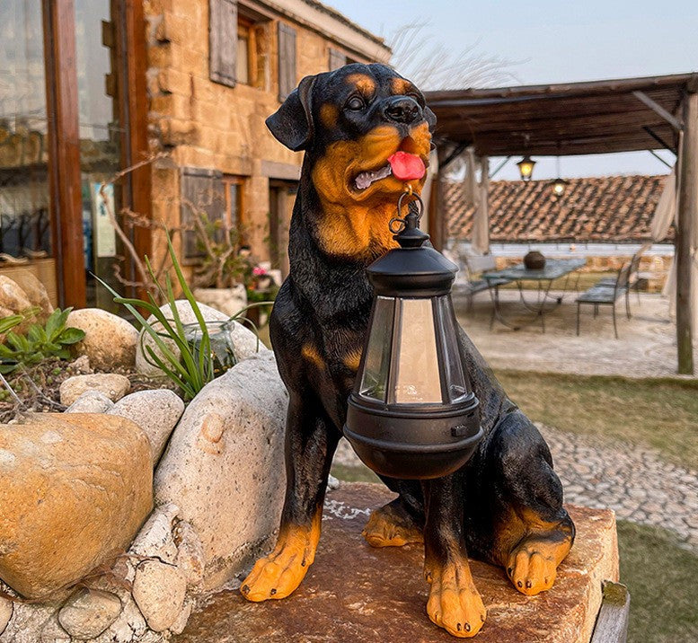 LEDランタン付きの太陽犬の像 - 装飾と光