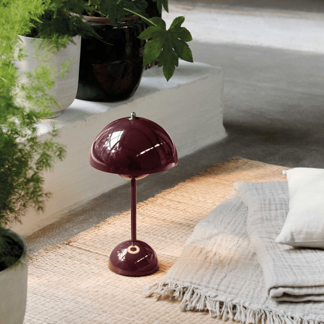 Λάμπα LED Γραφείου – Σύγχρονη Απλότητα και Λειτουργικότητα