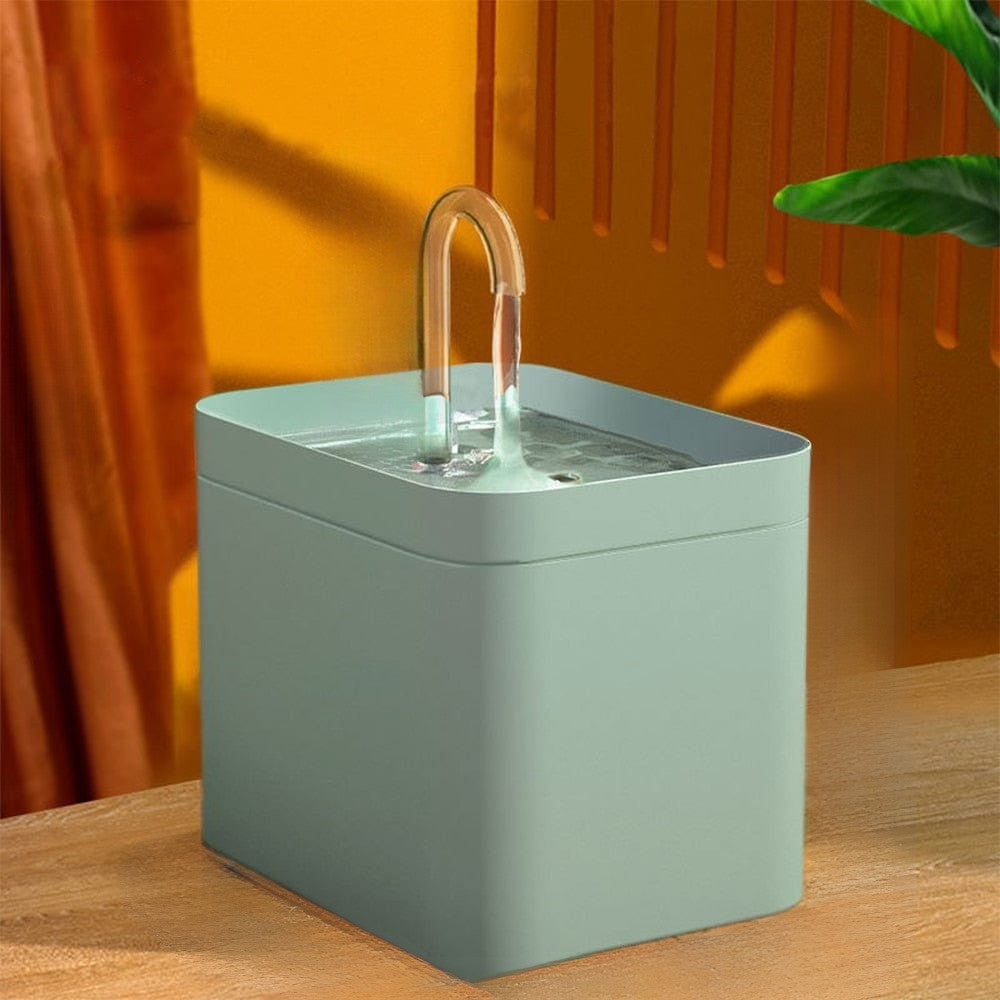 Fontana per Animali - Circolazione Continua e Filtrazione Efficace