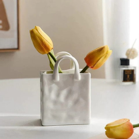 Decorative Handbag – Chic and Original Touch