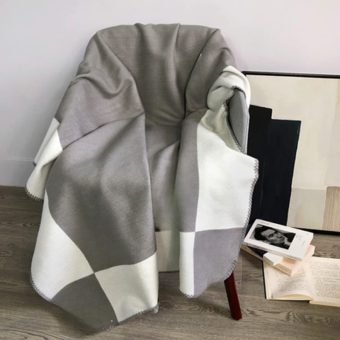 Ruitpatroon – Moderne Elegantie En Gezellig Comfort