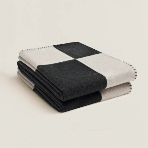 Ruitpatroon – Moderne Elegantie En Gezellig Comfort