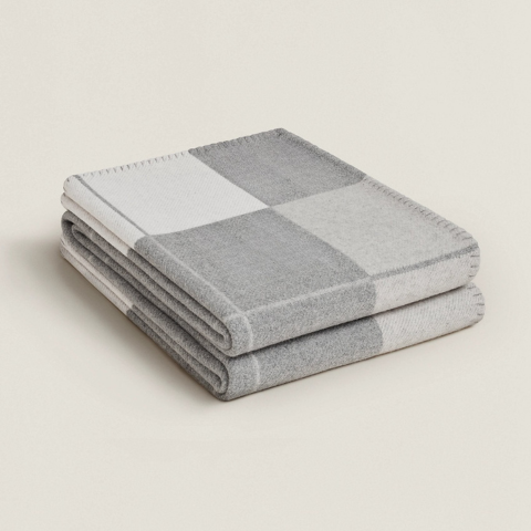 Ruitpatroon – Moderne Elegantie En Gezellig Comfort