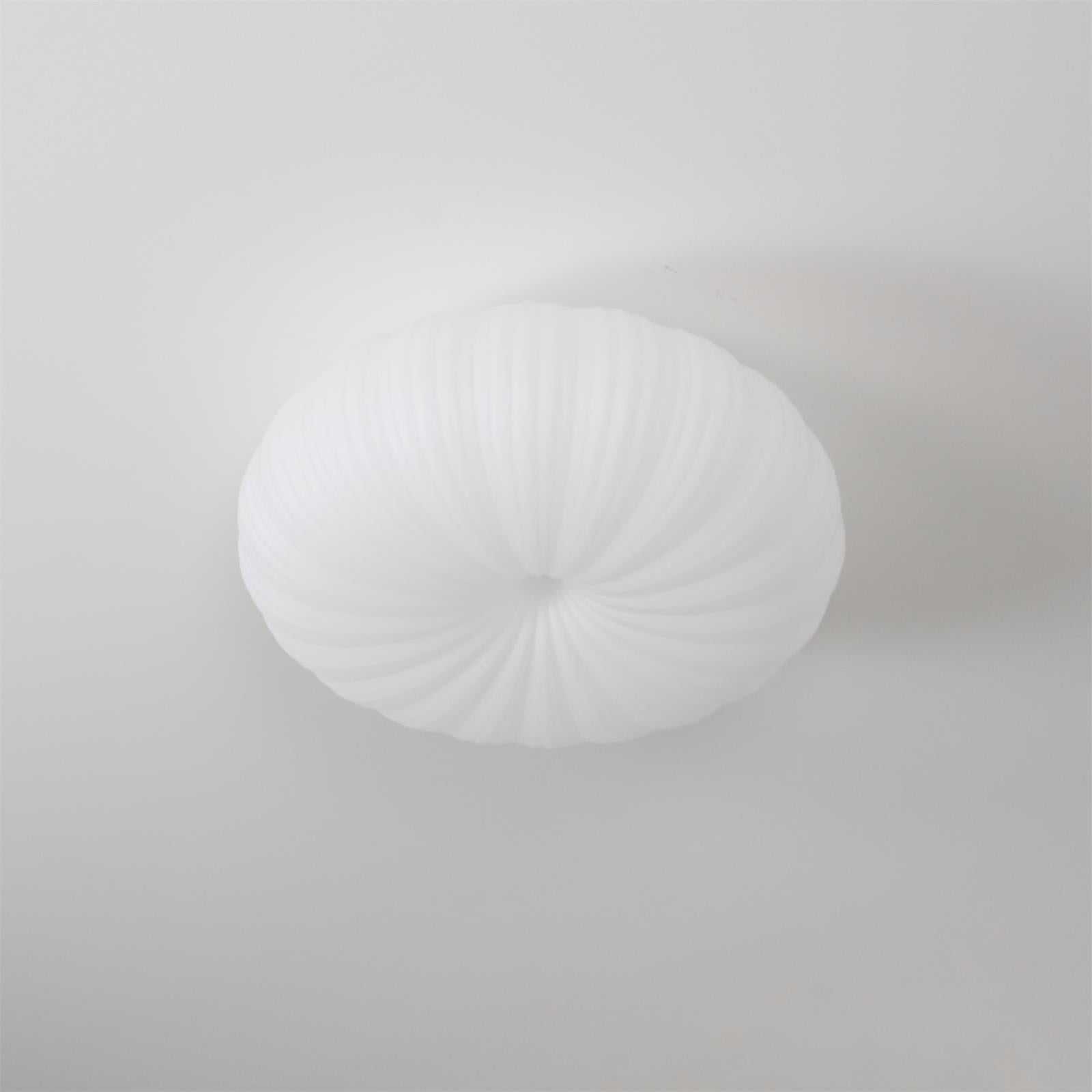 Moderne LED-Deckenlampe mit Fernbedienung - Komfort und Eleganz