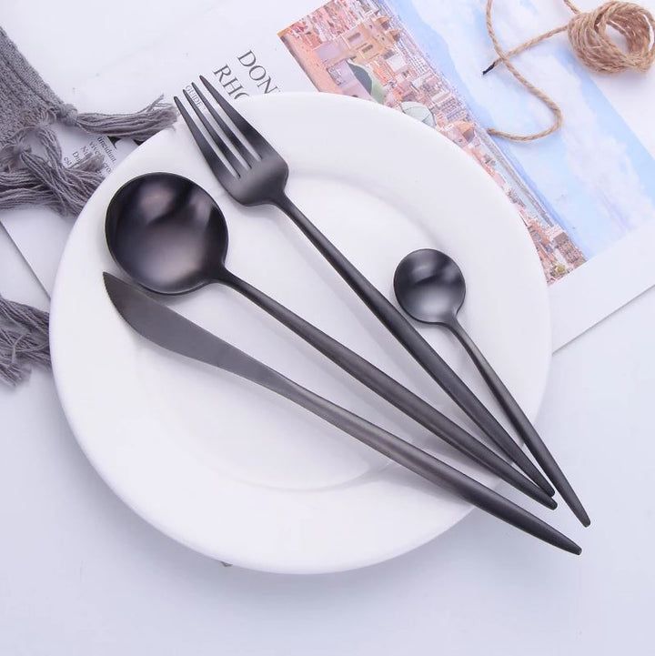 Luxusný jedálenský set – pre elegantný a distingvovaný stôl