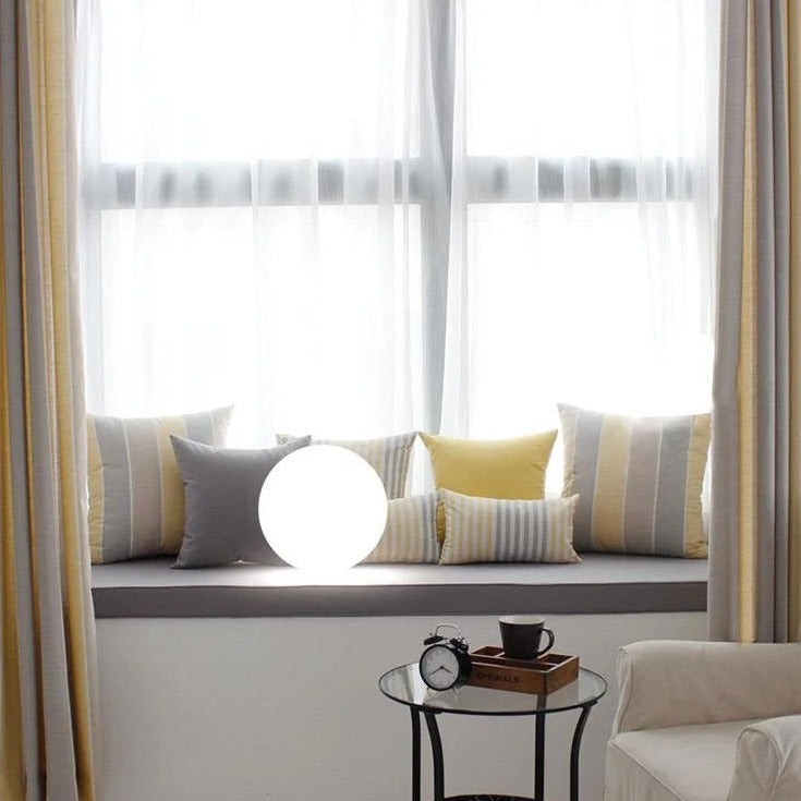 Wireless Outdoor Spherical Lamp – Mobile and Elegant Lighting