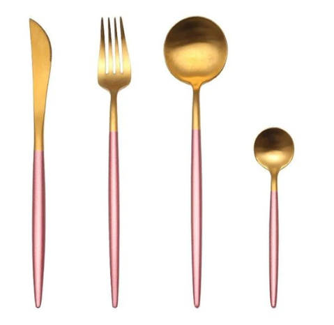Set de Tacâmuri 24 Piese – Finisaj Elegant Pentru Masă Rafinat 