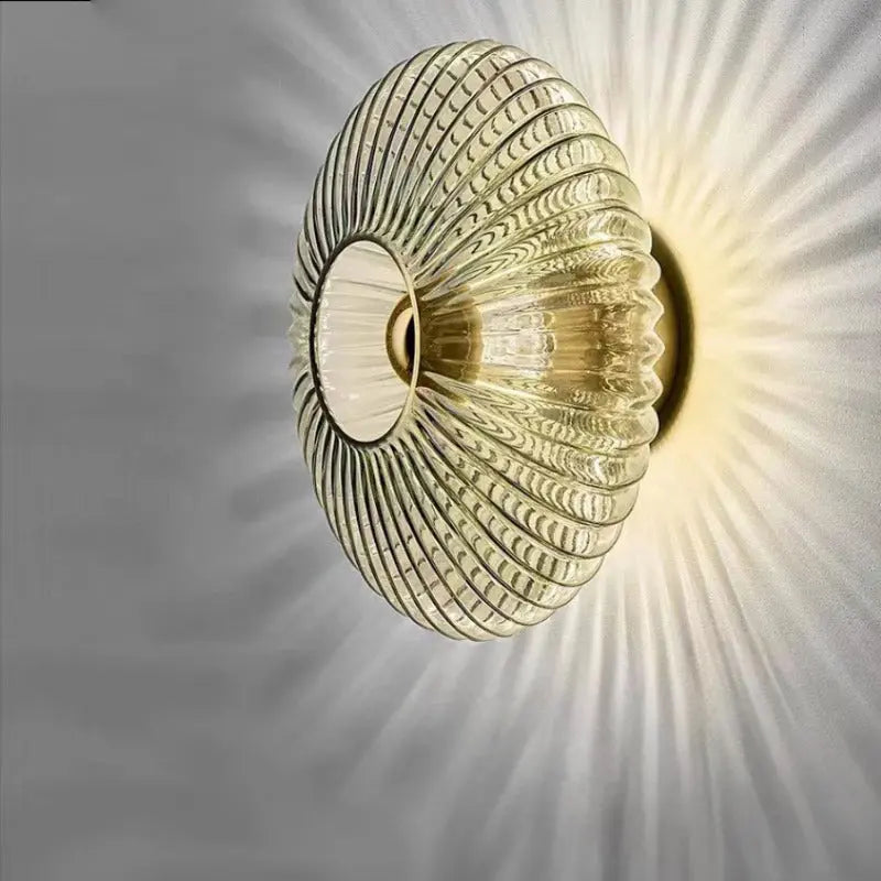 Elegant Vegglampe – Lyssetting og Sofistikert Atmosfære 