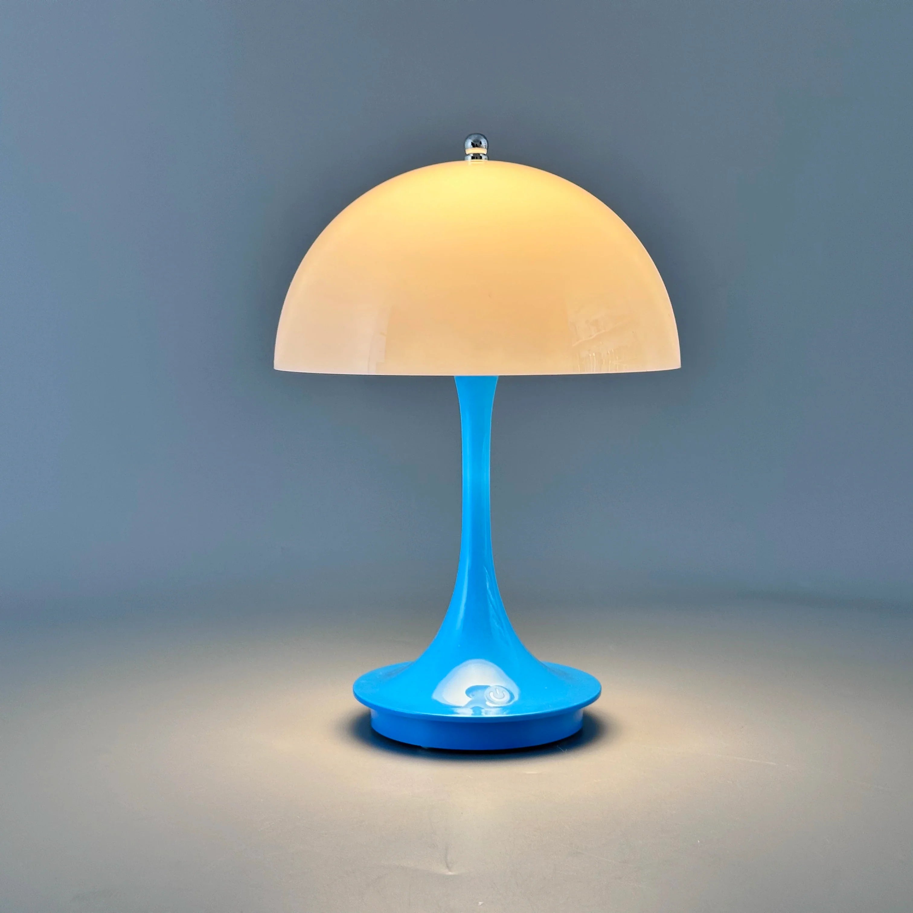 LED Tafellamp – Oplaadbaar en Verlichting op Drie Niveaus 