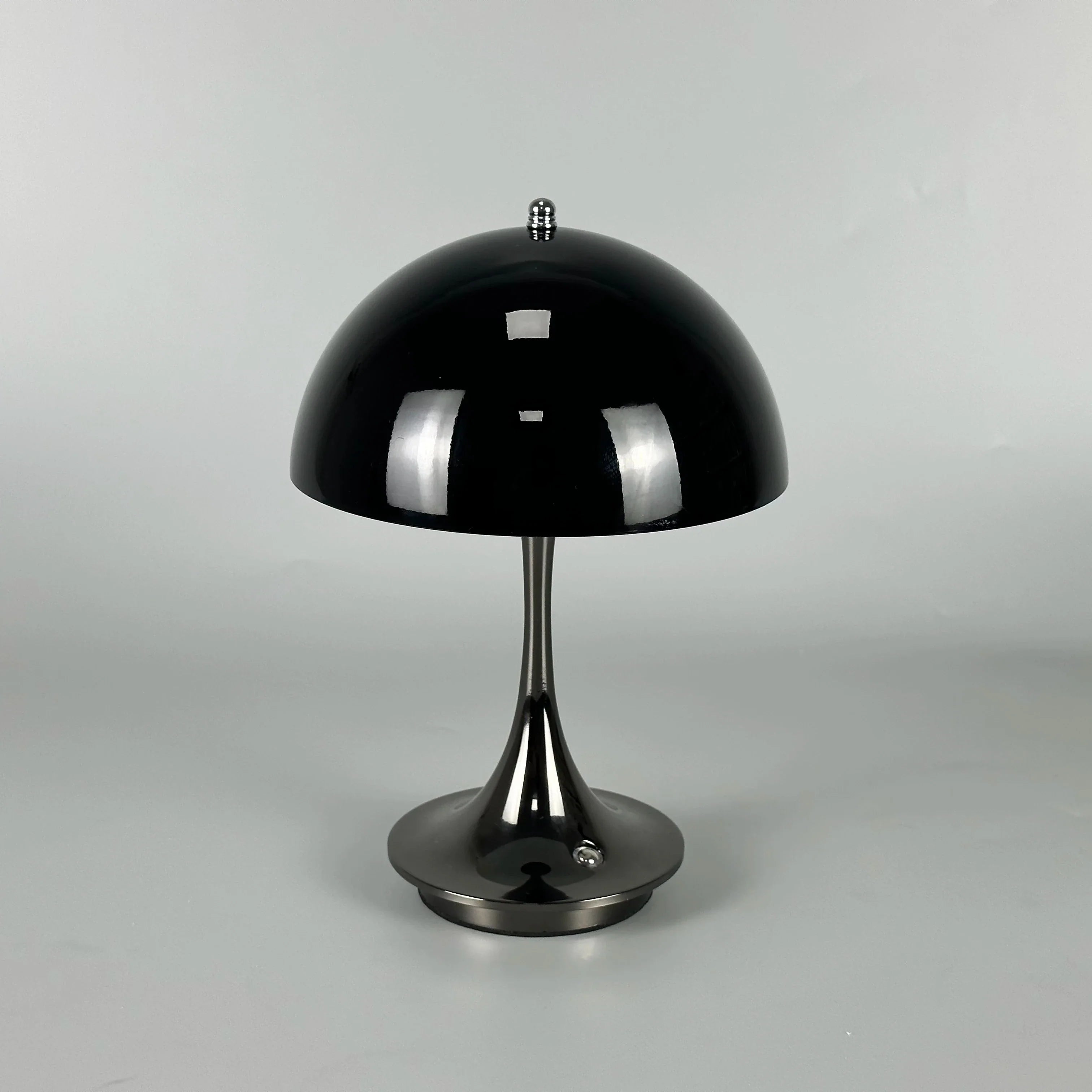LED Tafellamp – Oplaadbaar en Verlichting op Drie Niveaus 