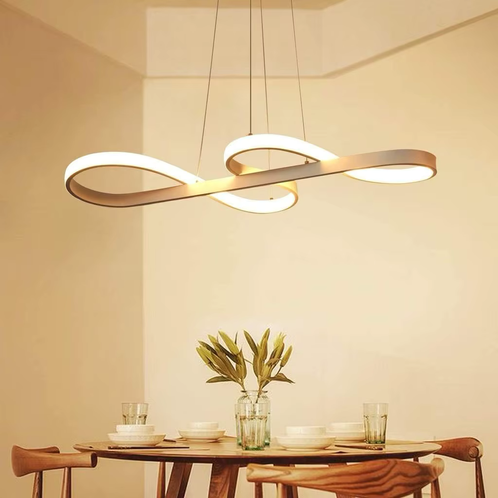 Moderne LED Oppheng i Ringer – Elegant og Futuristisk Design 