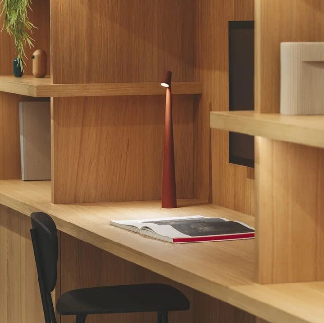 Draadloze LED Tafellamp – Minimalistisch en Elegant Ontwerp 