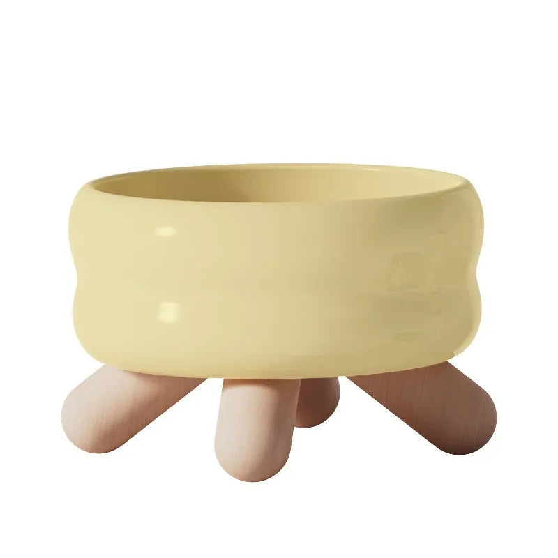 Design hævet katteskål - komfort og naturlig elegance