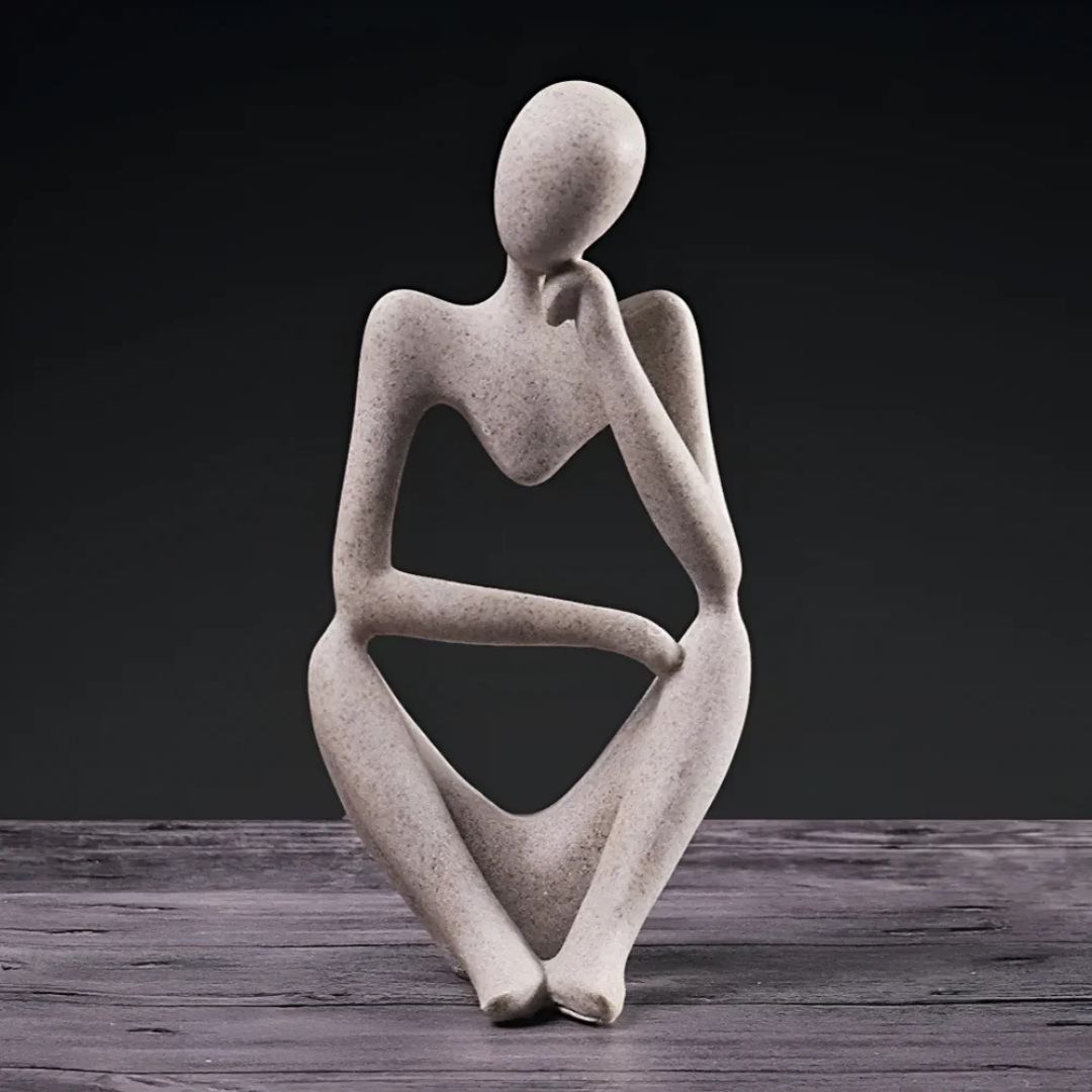 Escultura Abstrata Pensador – Elegância Contemplativa e Design Moderno 