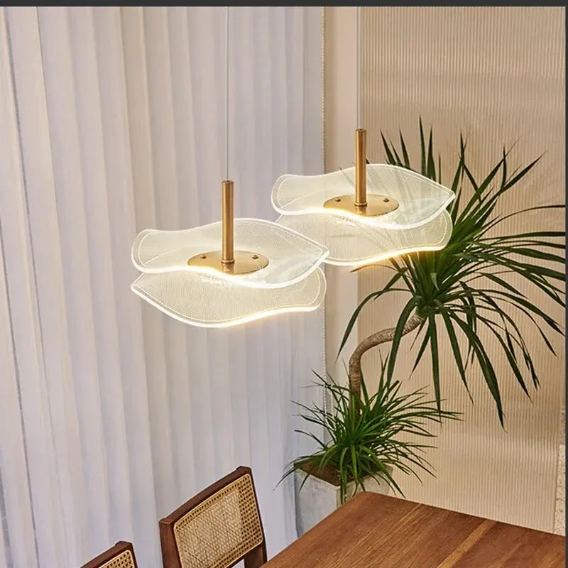 Minimalistické LED závěsné svítidlo – elegance a jednoduchost 