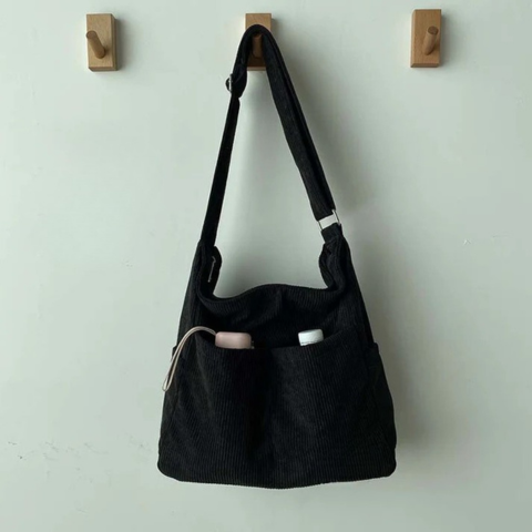 Borsa a Tracolla in Tela Cotele – Stile Casual ed Elegante 