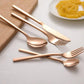 Set de tacâmuri complet – piese elegante pentru o masă rafinată 