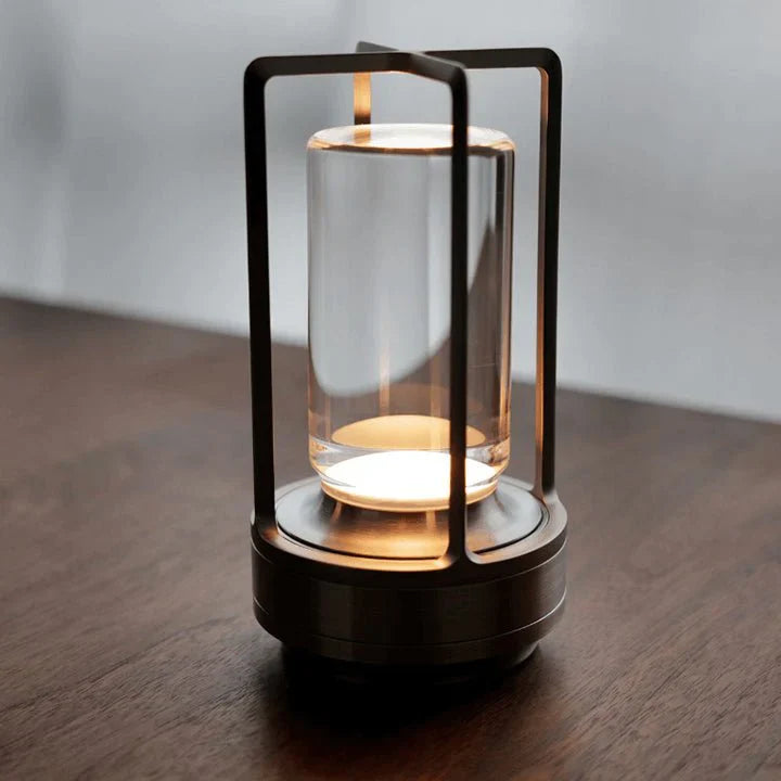 Rechargeable Table Lamp – Soft Light and Timeless Style 
