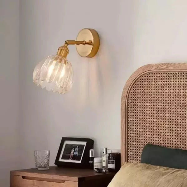 Applique Decorativa da Parete – Fiore in Bocciolo e Atmosfera Romantica 