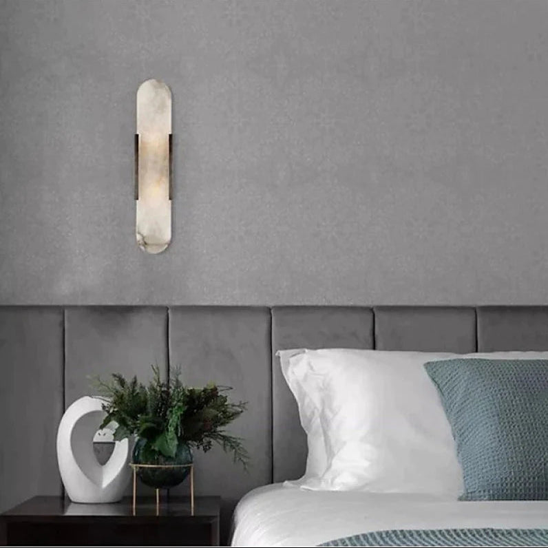 Aplica LED Neagră și Aurie – Eleganță Modernă și Design Chic 