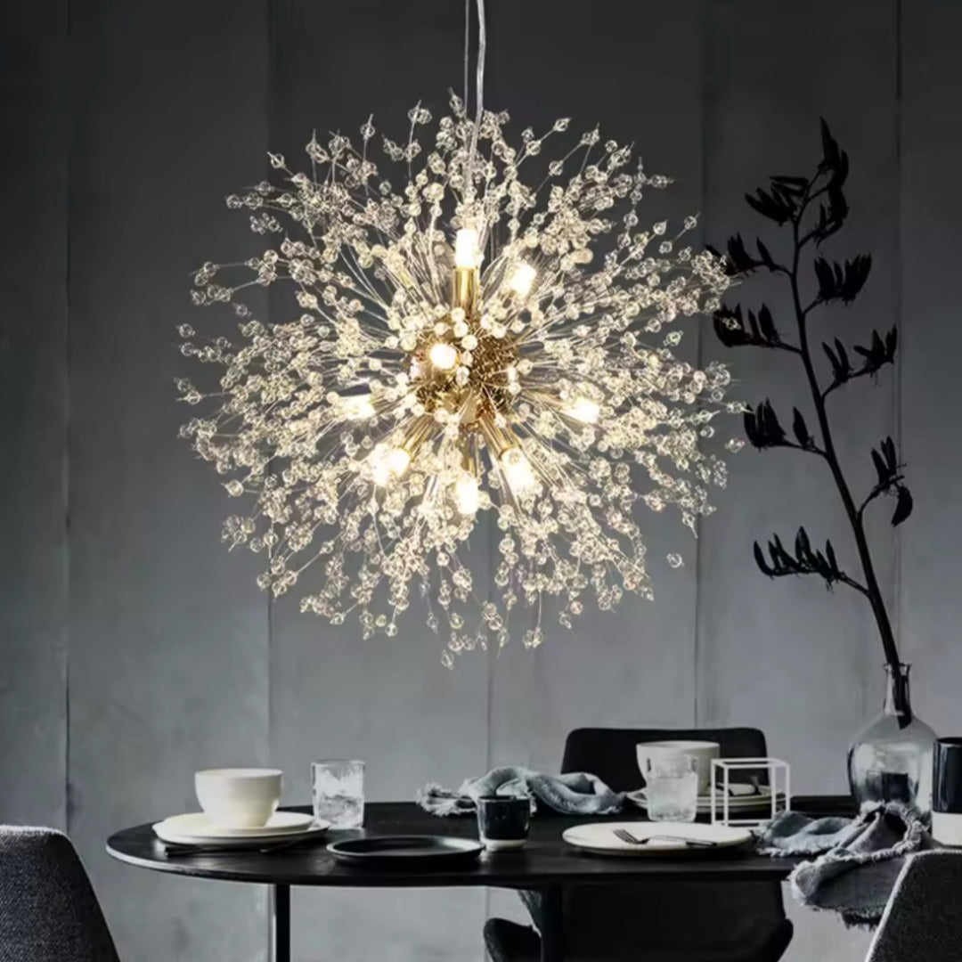 Křišťálový závěsný lustr – Nadčasová elegance a lesk 