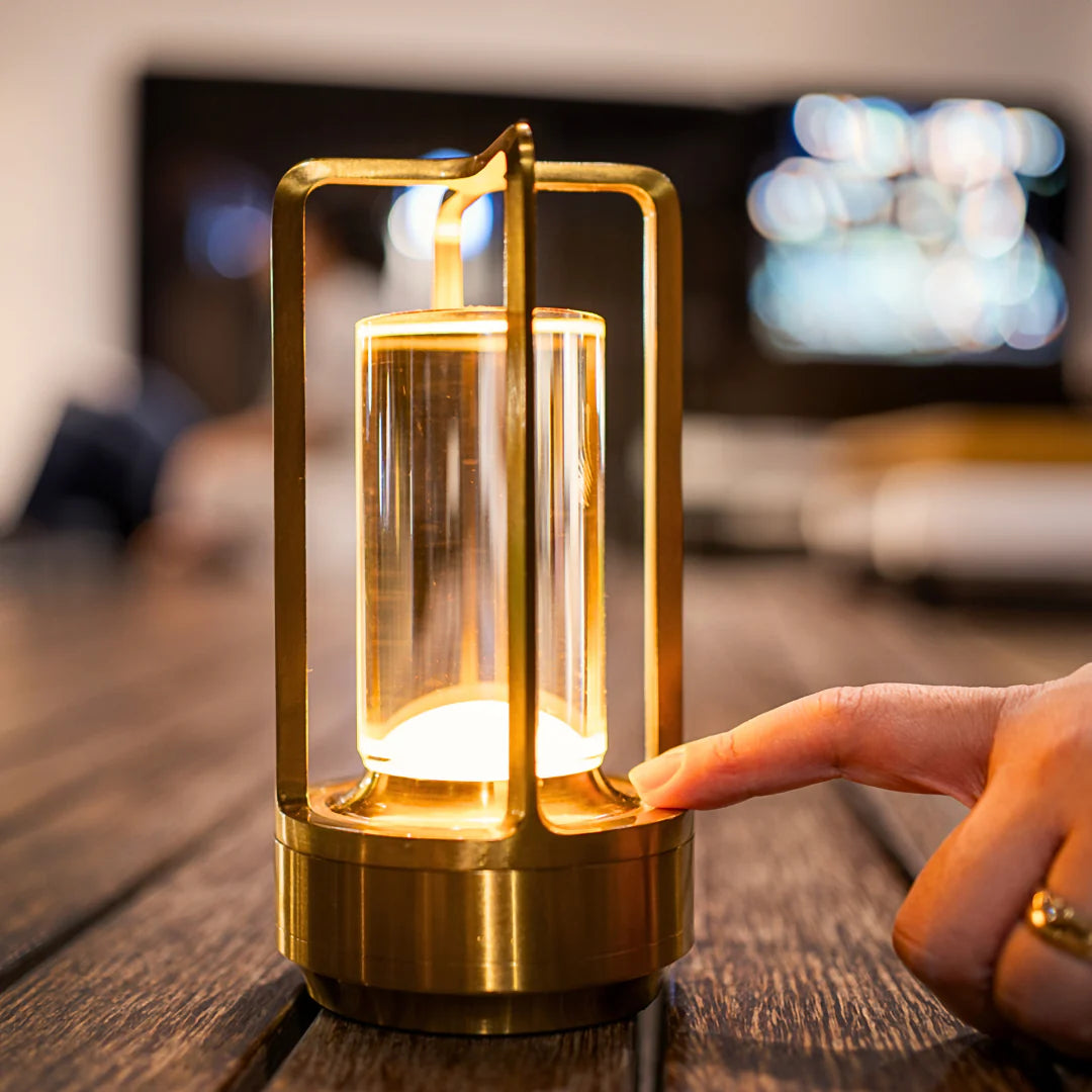 Rechargeable Table Lamp – Soft Light and Timeless Style 