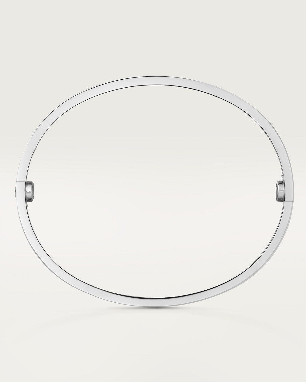 Rigid Bracelet – Finish Silver and Refined Style 
